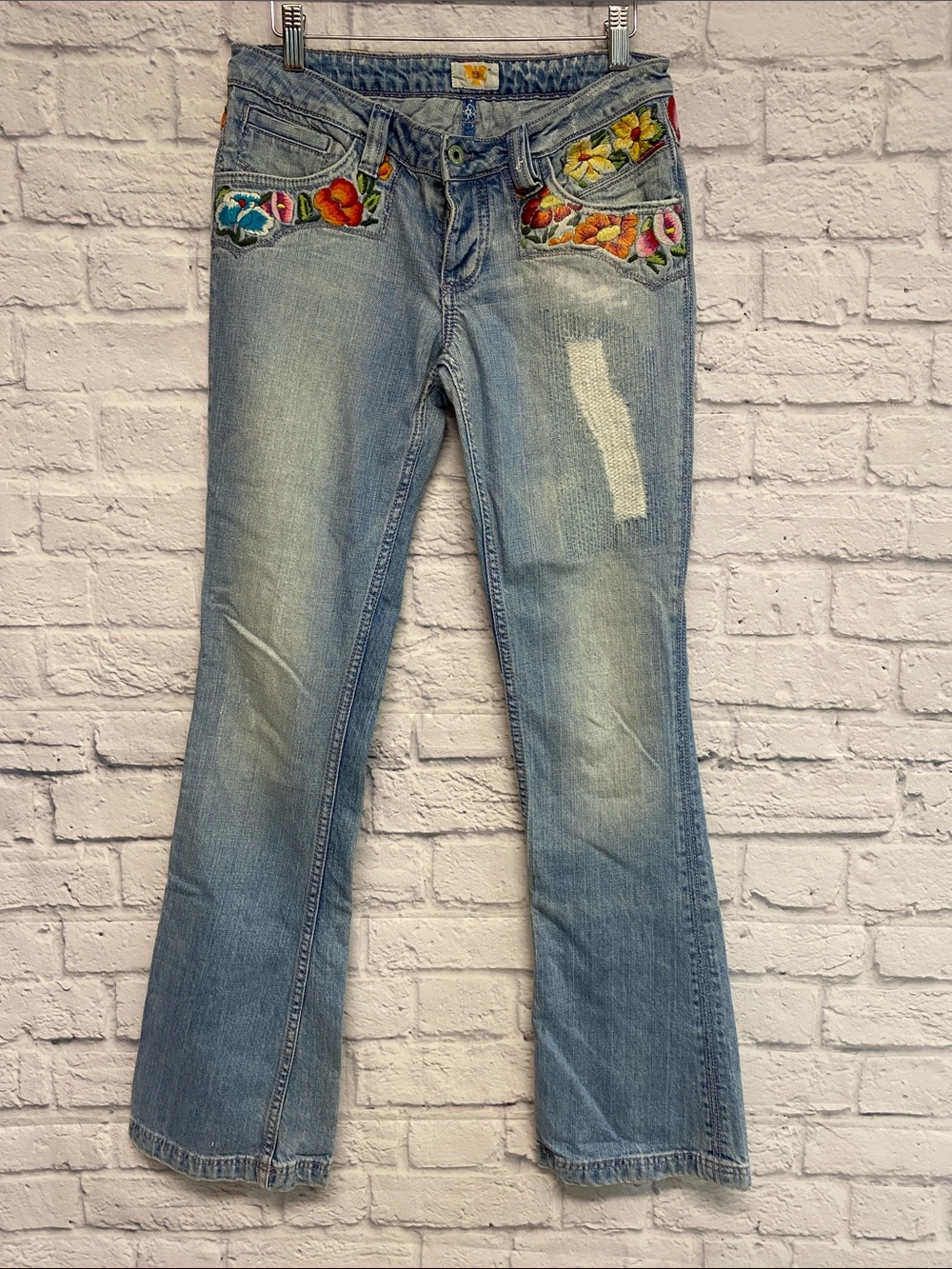 Antik Denim Light Wash Flare Jeans with Colorful Floral Embroidery Size 28